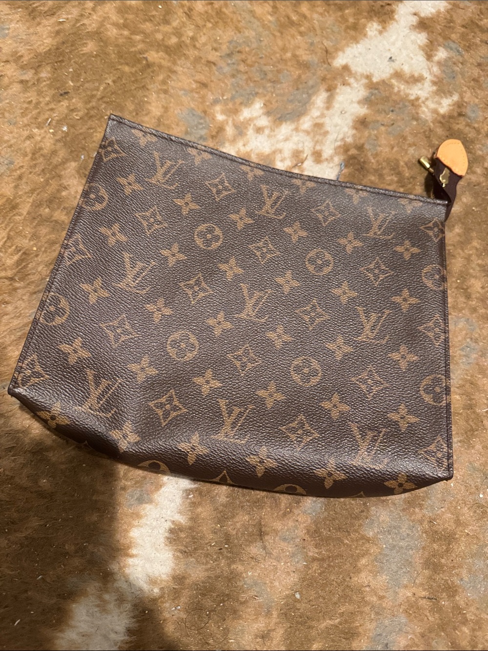 Louis Vuitton Monogram poche Toilette GM brown leather